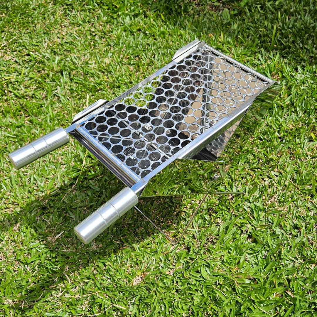 Churrasqueira de Inox Dobrável e Portátil com Grelha